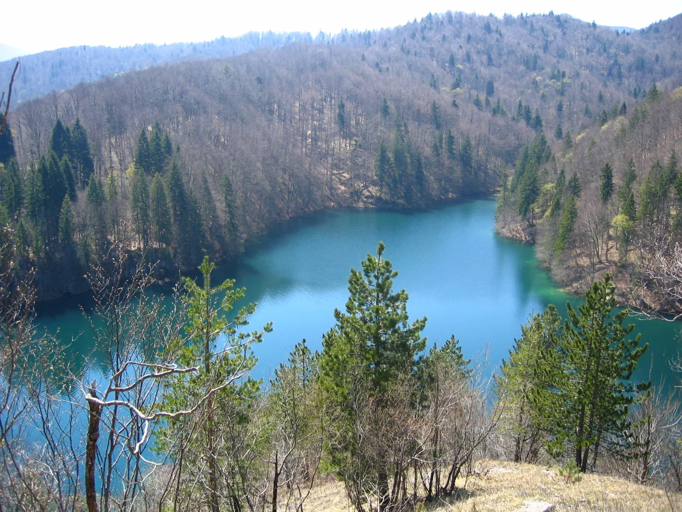 Het Gradinsko-meer in het nationaal park Plitvice